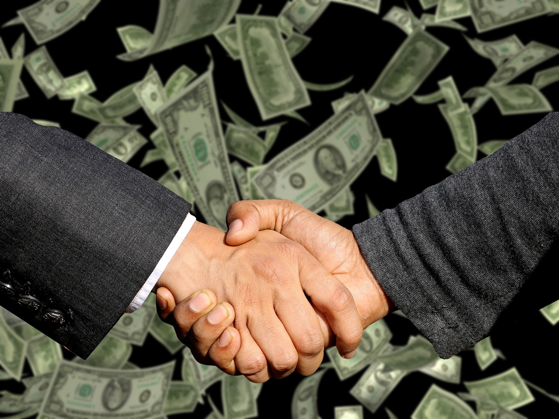4761864f-cc43-40eb-88ee-473c3a6848ba-ralphs_fotos-handshake-3100563_1920.jpg